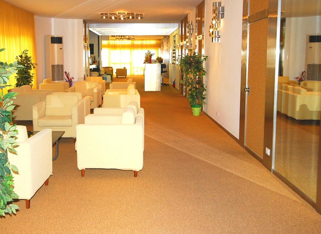 Hotel President Белариа-Игеа Марина Екстериор снимка